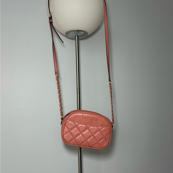 Tory Burch purse - Picture 1 of 2